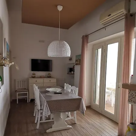 Casa Magnolia Montalbano (Apulia)