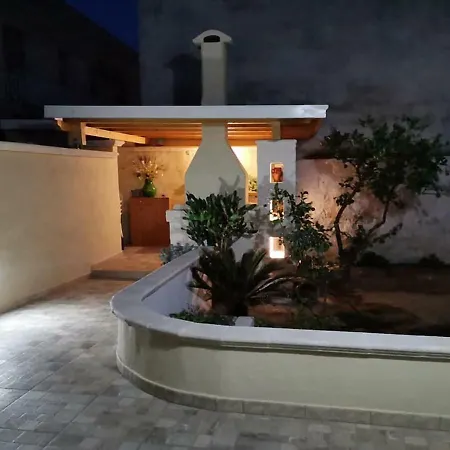 Holiday home Casa Magnolia Montalbano (Apulia)